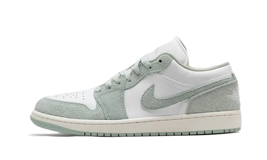 Air Jordan Air Jordan 1 Low SE White Seafoam - FN9137-131