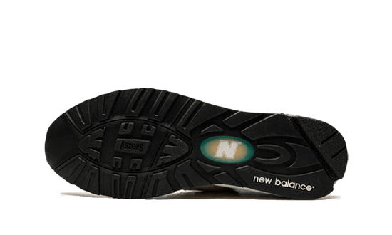 New Balance New Balance 990 V2 Kith Tannin - M990KS2