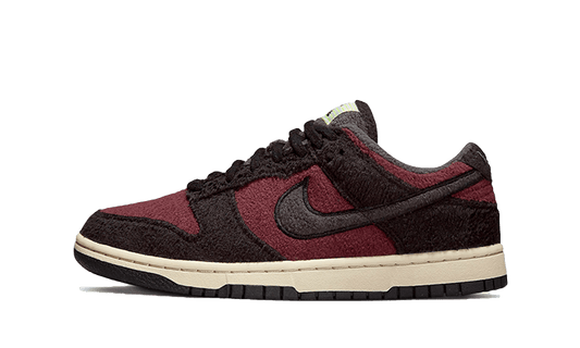 Nike Nike Dunk Low SE Fleece Burgundy Crush - DQ7579-600